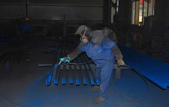 沈陽機械設(shè)備噴漆如何處理氣味！